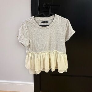 Abercrombie & Fitch Gray and Cream Tee